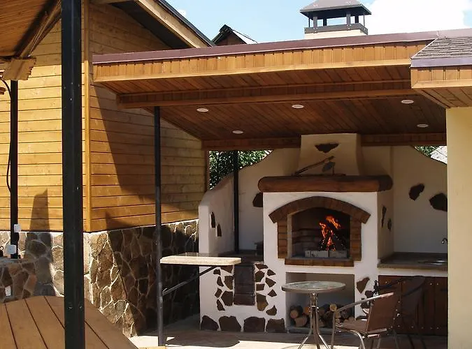 Ecolodge Novoselitsa (Zakarpattia)